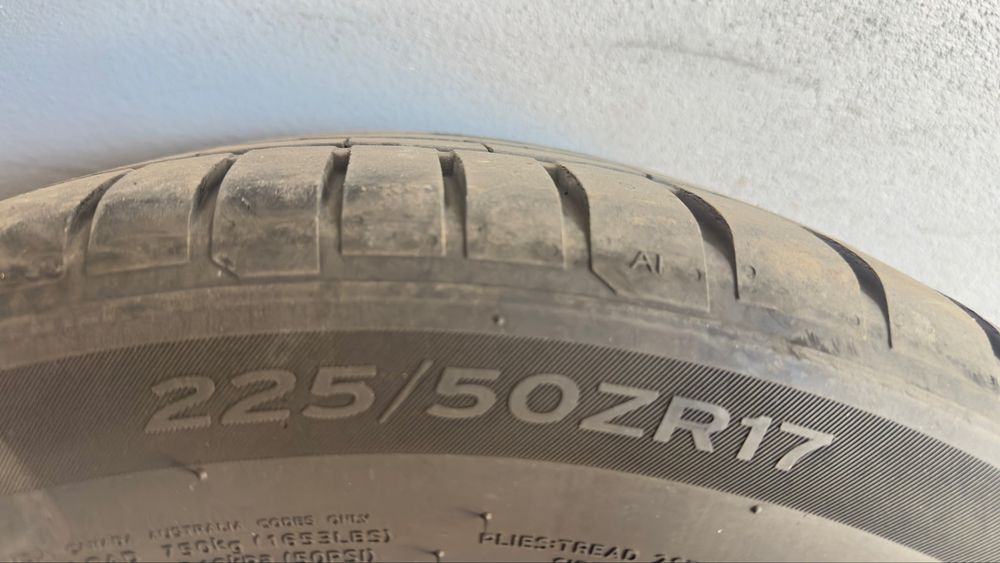 Jantes 17 audi originais  5/112 com pneus como novos