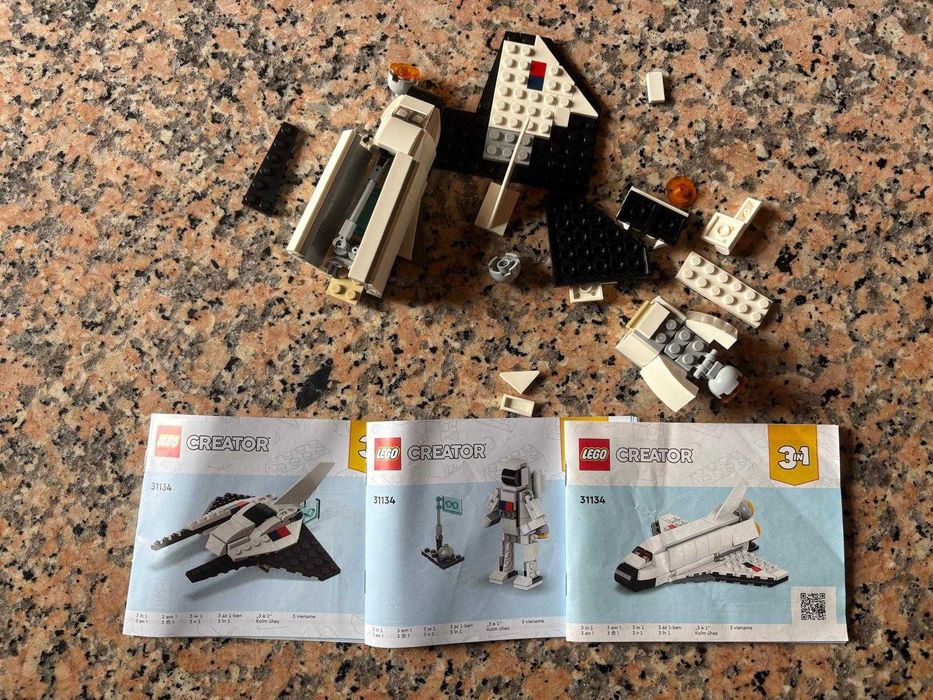 LEGO — Carros da polícia e vaivém 60415 + 31134