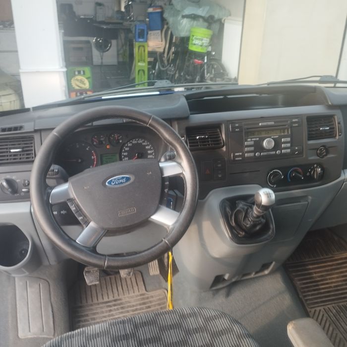 Ford Transit Sport