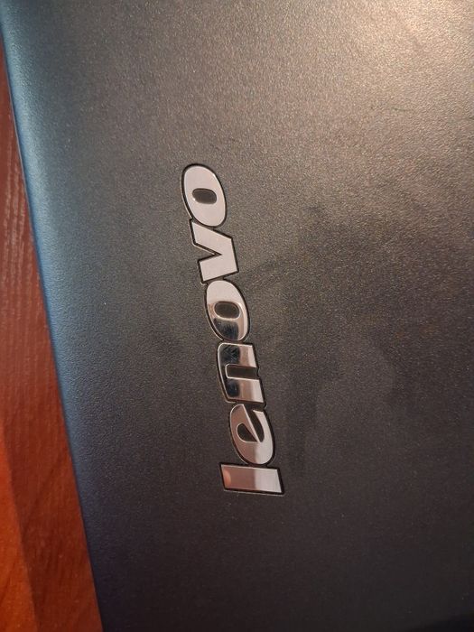 Ноутбук LENOVO в гарному стані