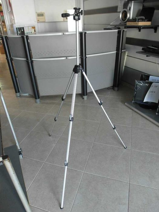 Tripé extensível para maquina fotográfica, Video etc