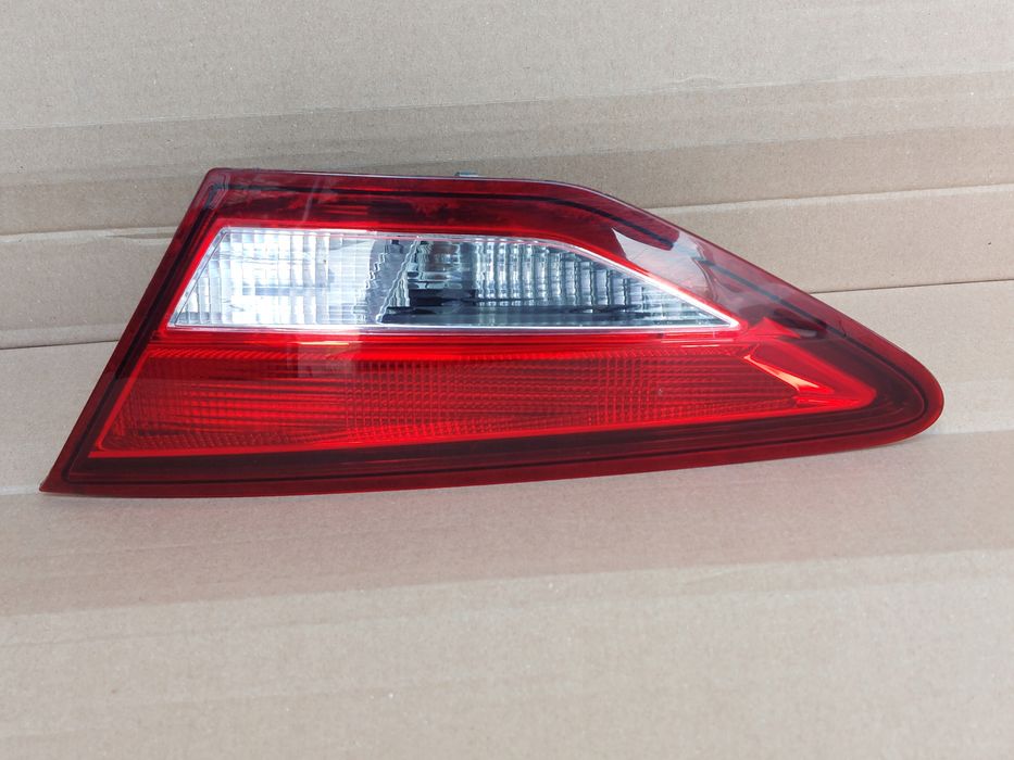 seat leon iii 5f hb lampa prawy tył w klapę zwykła 5f0945094j oryginał