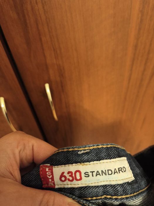 Джинси  Levi's чоловічі 630 W31 L34