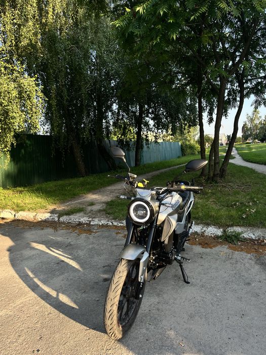 Продам spark sp200-r33