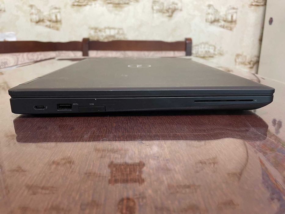 Ноутбук 15" FHD IPS Dell Precision 3530 (i7-8850H/16/SSD256/P600)