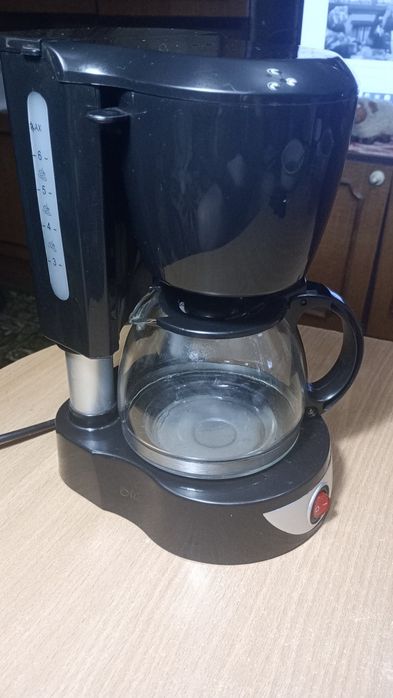 Продаю капельную кофеварку Maestro.