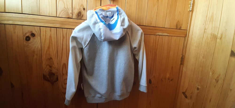 Толстовка Kinder с капюшоном, рост 141, 146 см.