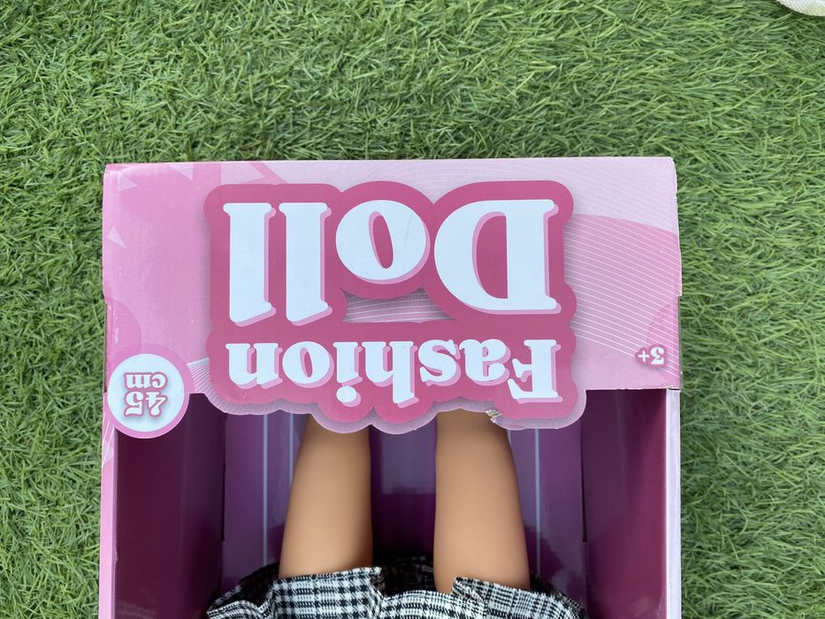 Boneca Fashion Doll ( Nova )