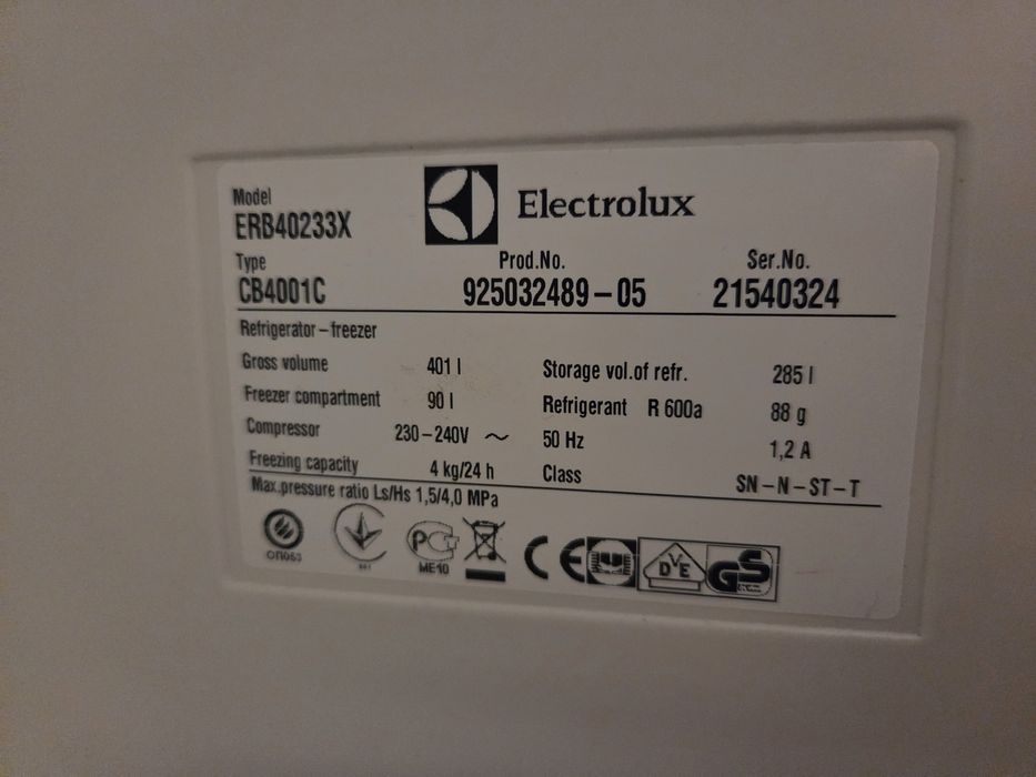 Lodówka Electrolux ERB36233X, duza (185 cm), stan bardzo dobry