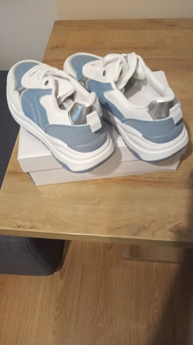 Adidasy biało niebieskie