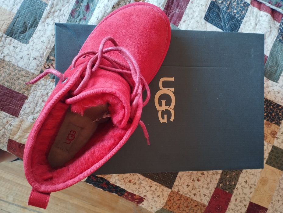 Угги - UGG.Супер  обувь в морозную погоду..