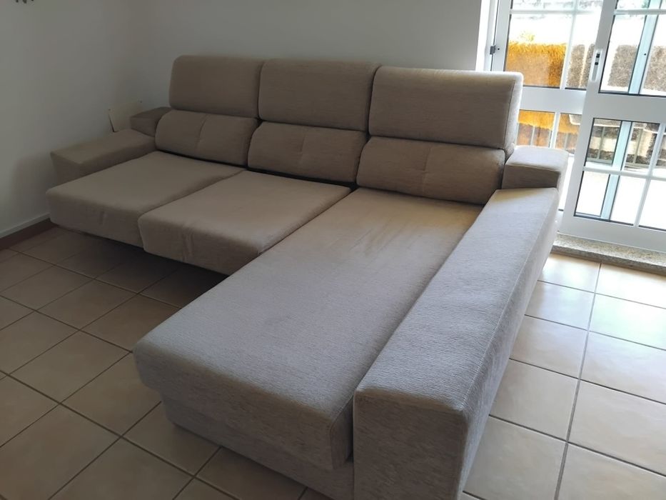 Sofá 2 lugares + chaise longue