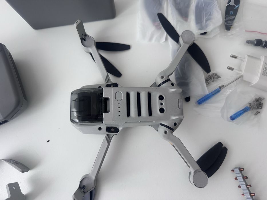 Dron DJI Mini (ultralekki 249 g) + akcesoria
