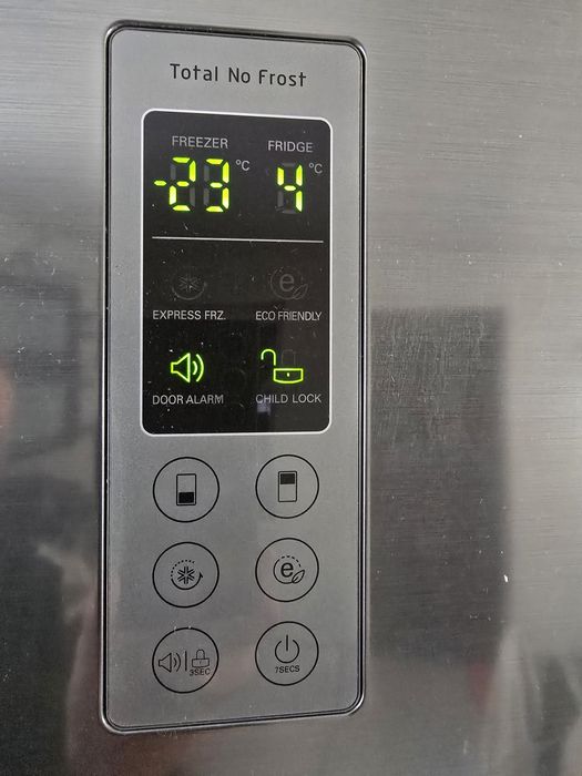 Lodówka LG GBB530PVQPB srebrna 203 cm  stan b. dobry