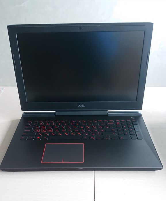 Ігровий ноутбук Dell Inspirion 7577 (i7 7700, gtx 1050ti, ОЗУ 20 GB)