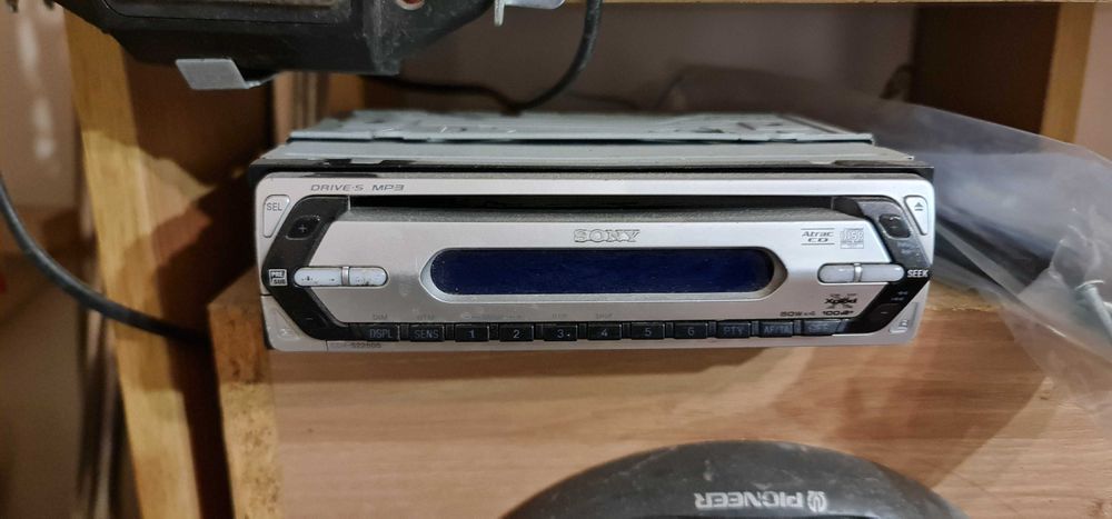 Radio SONY CDX-S2250S