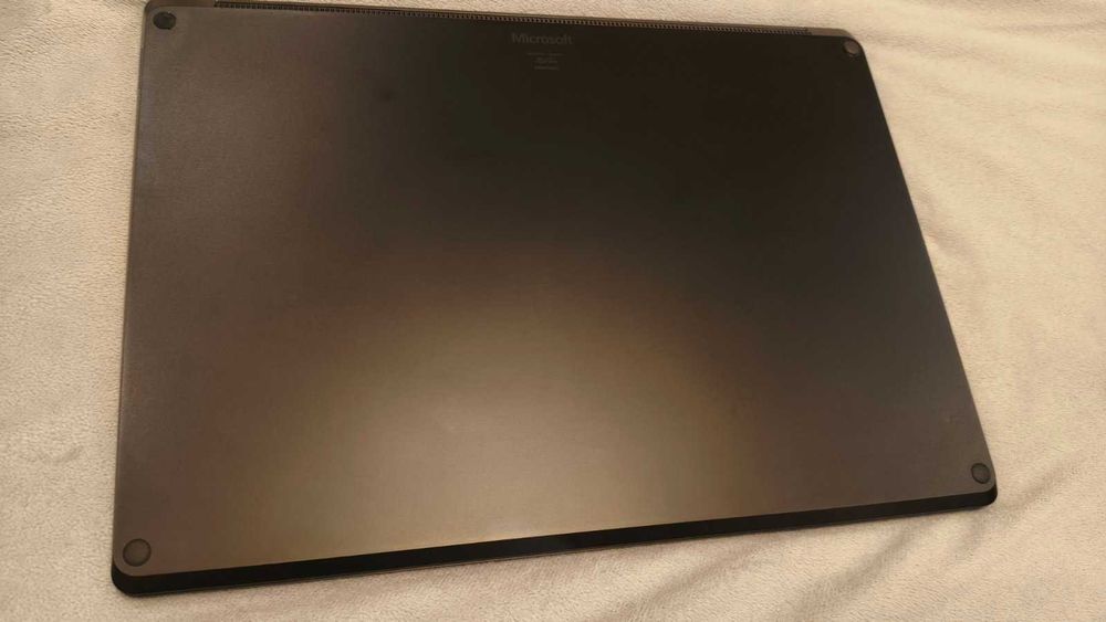 Microsoft Surface Laptop 3 15" black, Intel i7 - 16gb RAM - 256gb SSD - 2496*1664