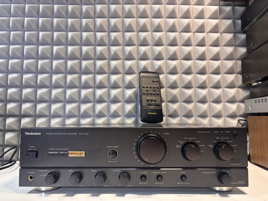 Wzmacniacz Technics SU VX 720 + pilot
