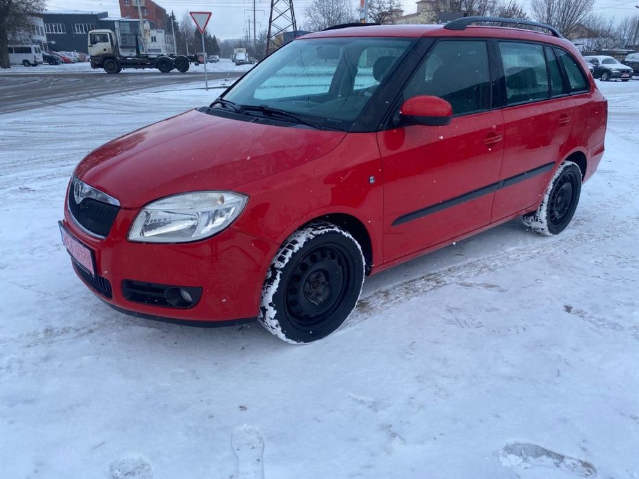 Продам фабію на автоматі