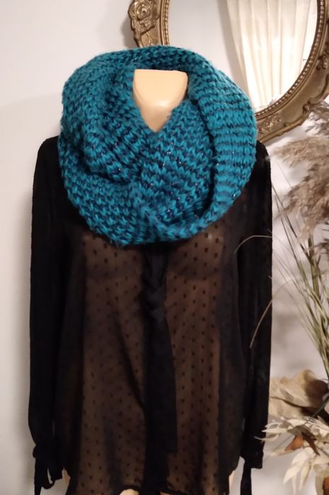 Gruby , ciepły komin , szal -Pieces