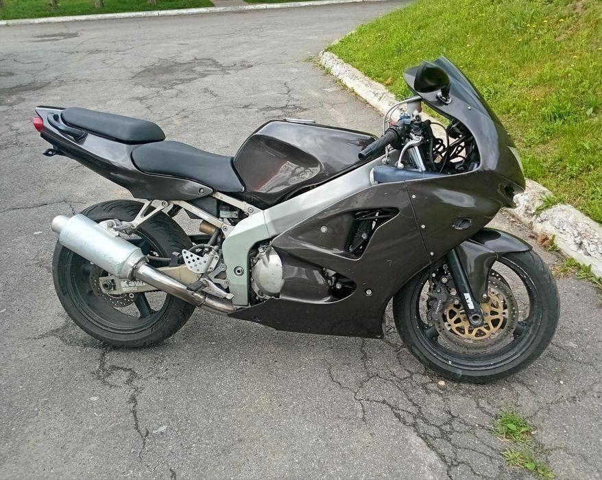 Kawasaki zxr 600