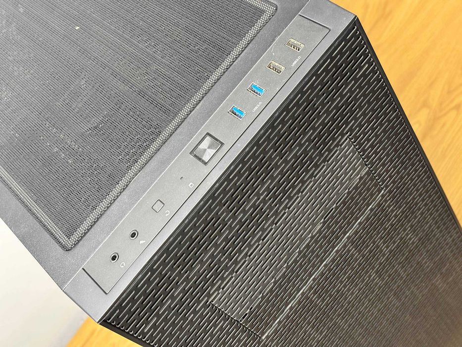 Корпус Thermaltake Core X71 Black  Tempered Glass Edition Black