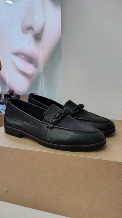 Tamaris damskie skórzane mokasyny rozmiar 39