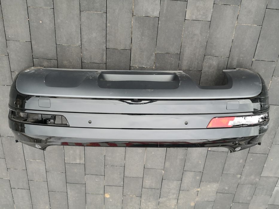 Zderzak tylni tył Audi Q3 8U0 S-LINE