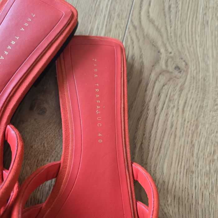 Klapki płaskie buty Zara 40