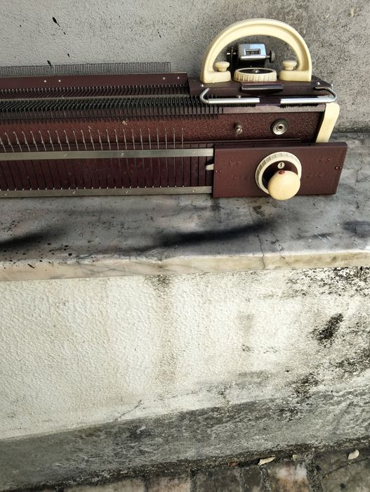 Máquina de Tricotar bom estado
