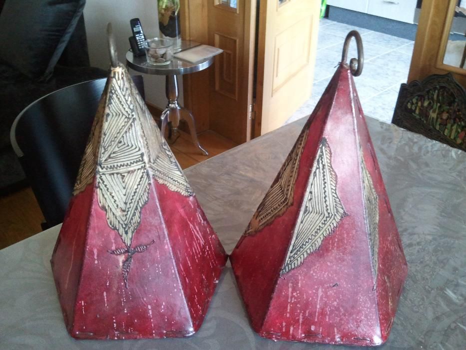 2 Candeeiro marroquinos em pele de camelo