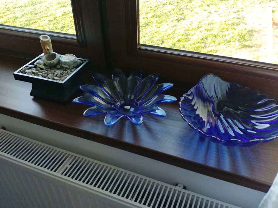 Dekoracja półmiski kolor niebieski.