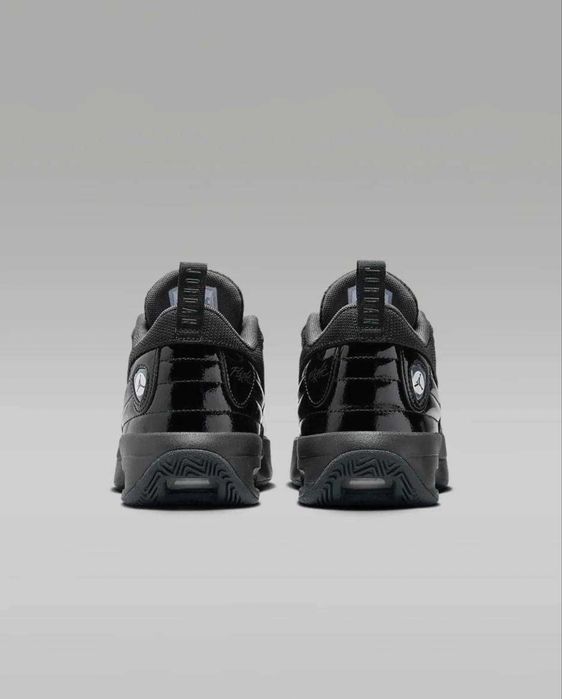 Продам нові кросівки Jordan Max Aura 6
