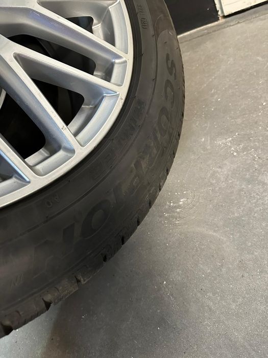 Komplet kół Audi Q7 285/45/20