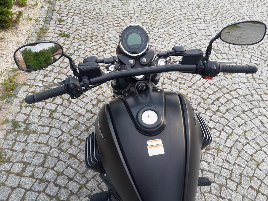 Moto Guzzi audace 1400 california (vmax 1200 harley davidson)