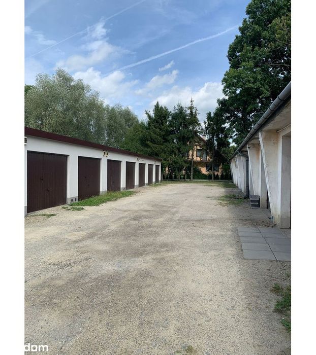 Nowoczesny garaż murowany - Nowy Sącz, ul. Orkana (Wólki, Kaduk). - Widok 2