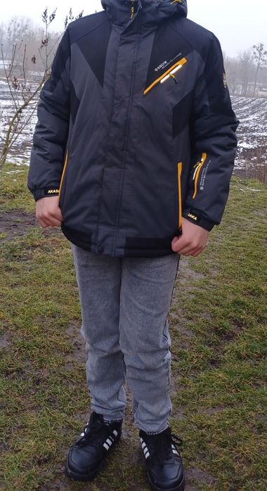 Джинси на підлітка