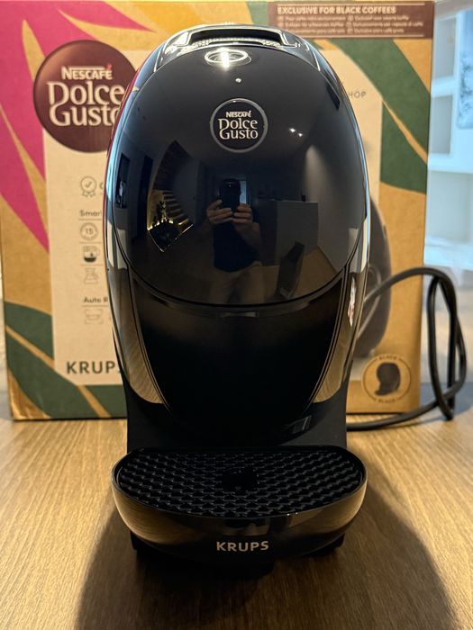 Maquina cafe DolceGusto NEO