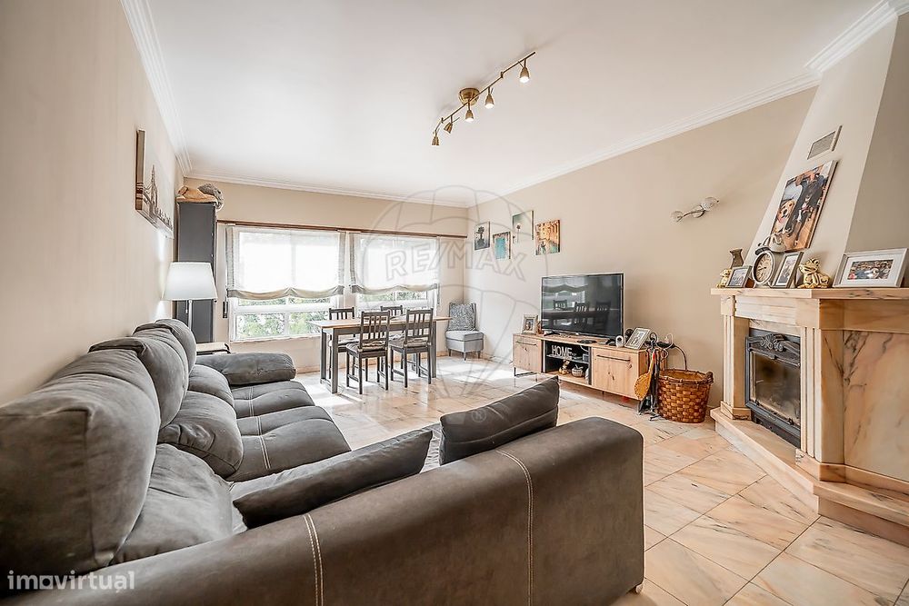 Apartamento T2 para venda — Agualva E Mira-Sintra, Lisboa