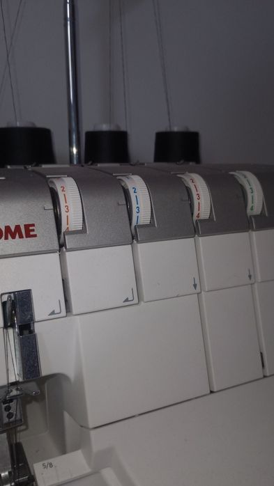 Overlock Janome AirThread 2000D