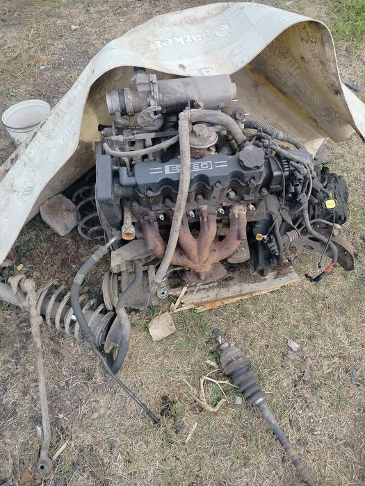 Двигун део Ланос з навісним та коробкою