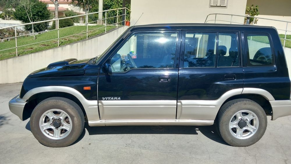Jipe Suzuki Vitara 5 lugares