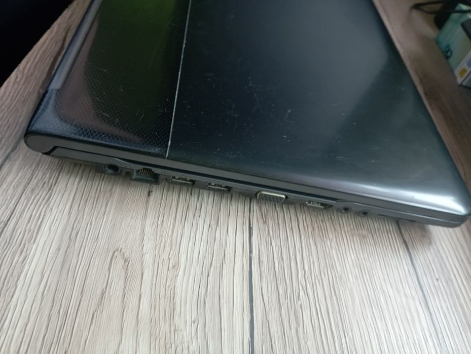 Laptop Samsung używany