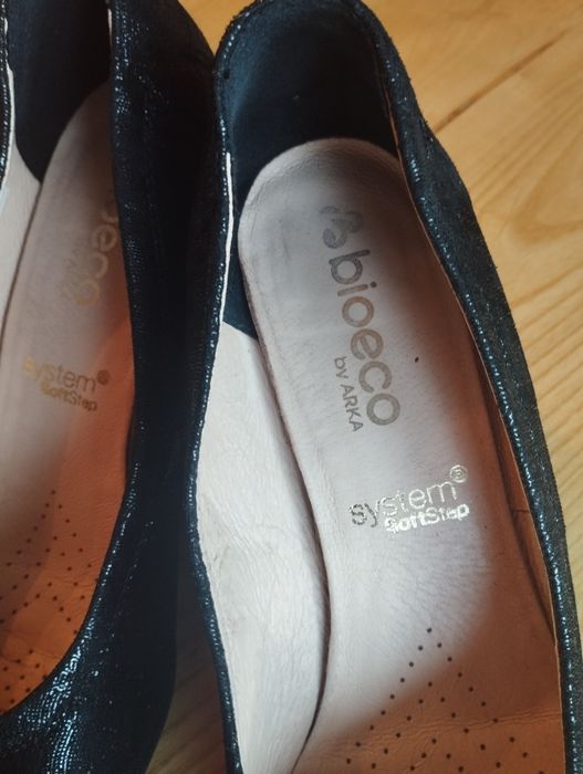 Buty na obcasie, błyszczące 41