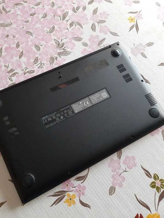Asus VivoBook 14 F413E