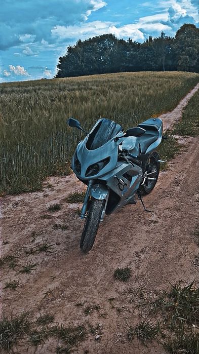 Honda cbr 125/50 (rieju rs2)