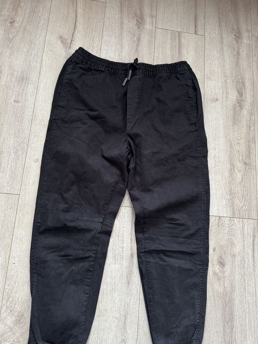 Чоловічі штани карго Bershka XL круттй стан