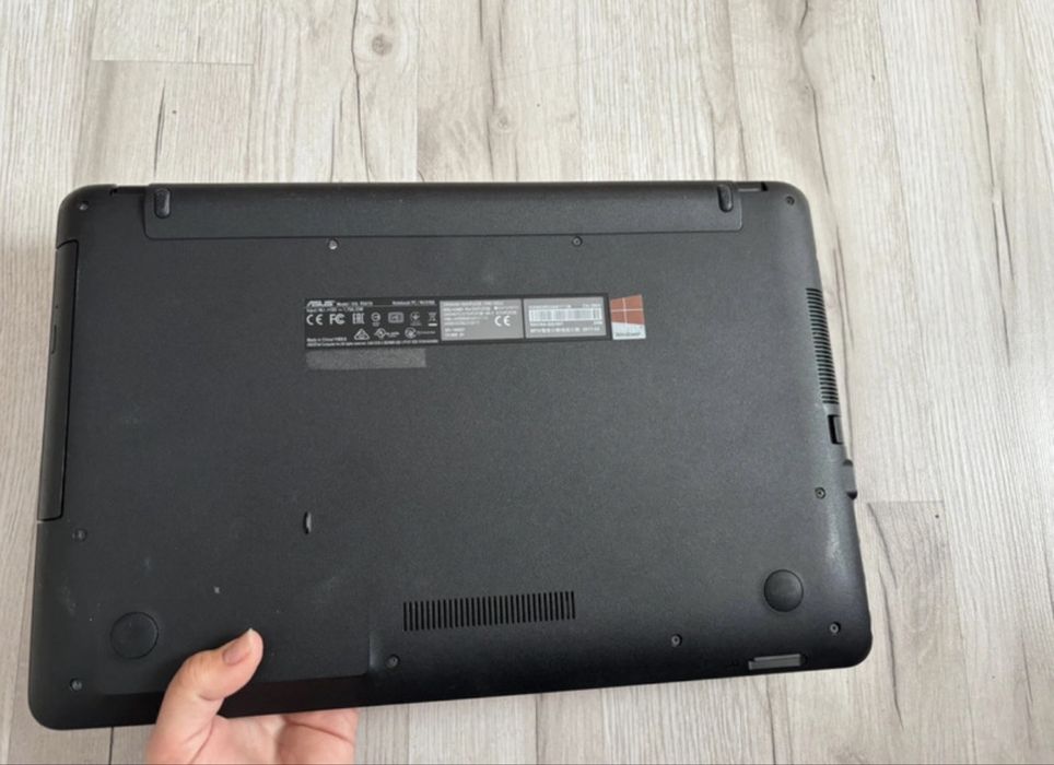 Laptop Asus touchpad