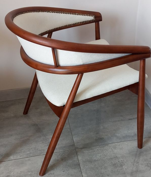 Fotele  b3300  Radomsko Gabinetowe prl