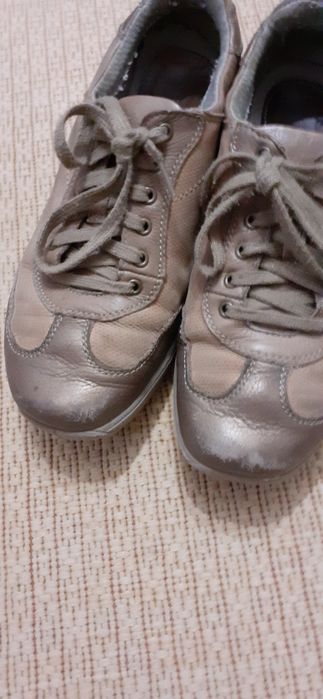 Tênis em bom estado n, 39